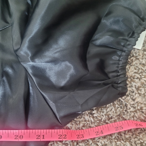 Unique Vintage Black and Red Lock & Key sashed blouse size 1X NWT - Picture 7 of 8